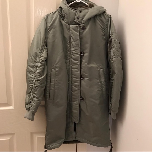 Abercrombie & Fitch Shiny Nylon Parka - Picture 1 of 8